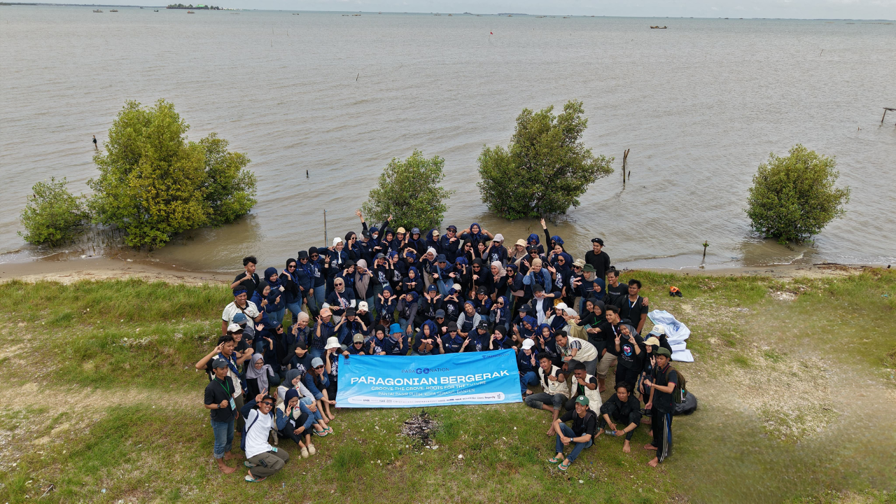 PARAGONIAN BERGERAK MEMUPUK HARAPAN MELALUI PENANAMAN 2000 MANGROVE